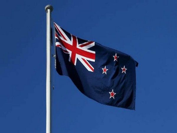 New Zealand to gradually open border from January