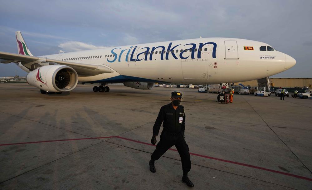 Sri Lanka proposes privatizing national airline amid crisis