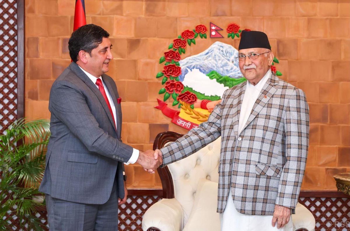 Pakistani Ambassador pays courtesy call on PM Oli