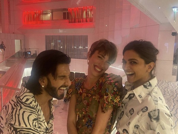 Ranveer-Deepika strike happy pose with Rebecca Hall