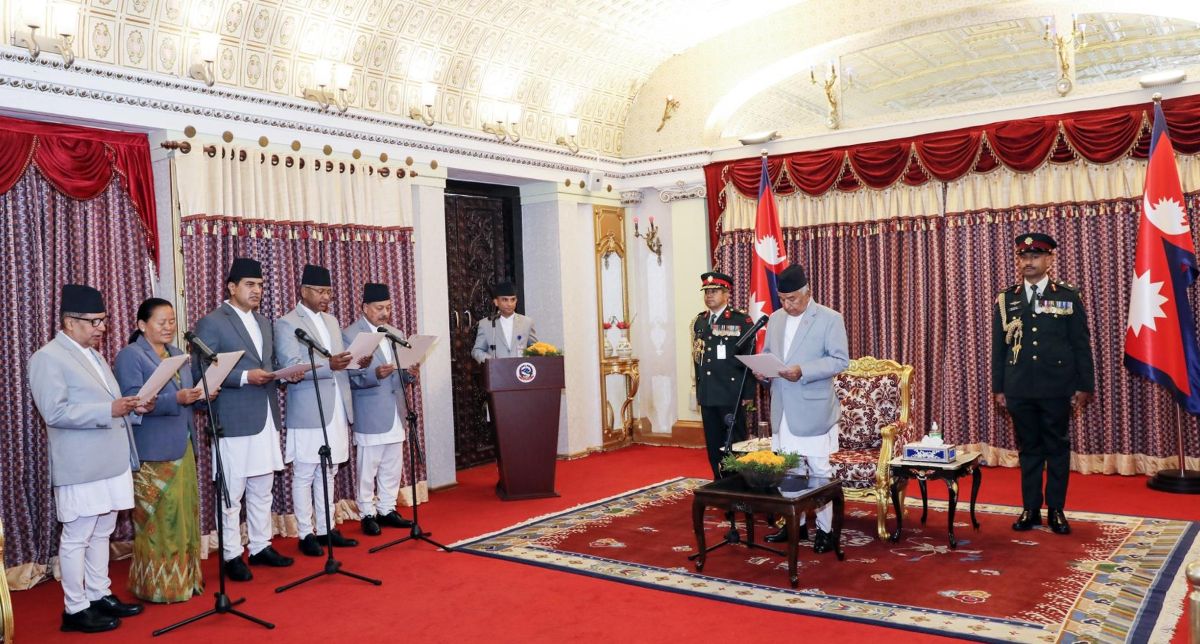 President administers oath of office to five ambassadors-designate