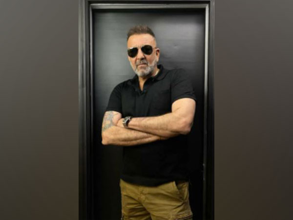 Sanjay Dutt marks ‘4 decades + 1 year’ in Bollywood