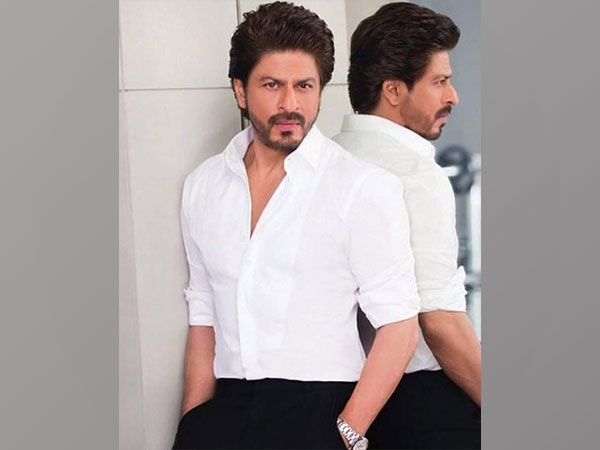 Shah Rukh Khan returns to India