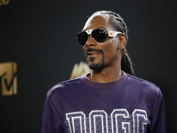 Snoop Dogg acquires label that launched his career