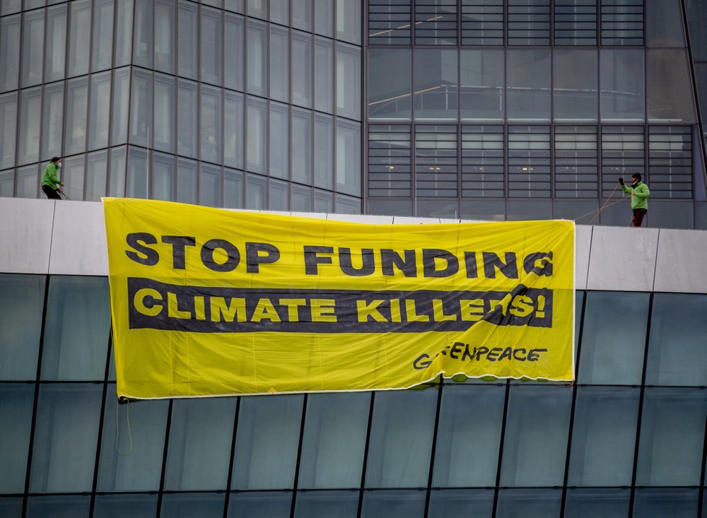 Greenpeace protests ECB’s loans for carbon-heavy industries