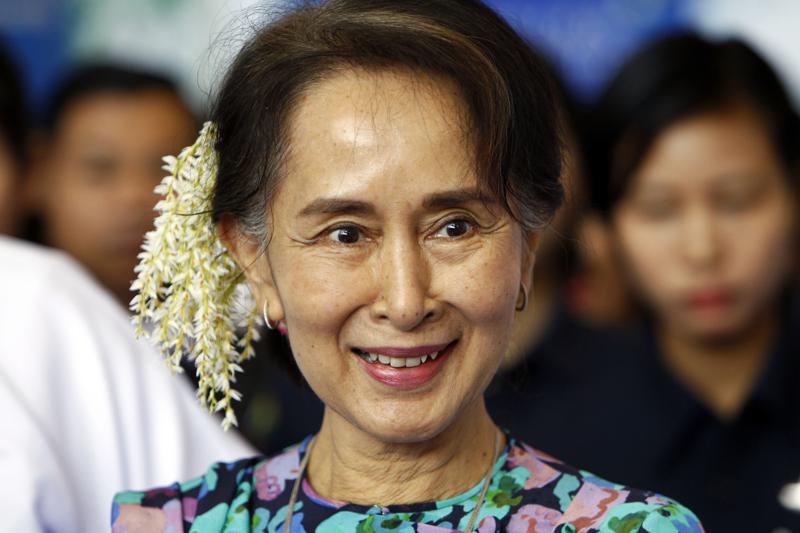 Myanmar prosecutors present charges against Suu Kyi