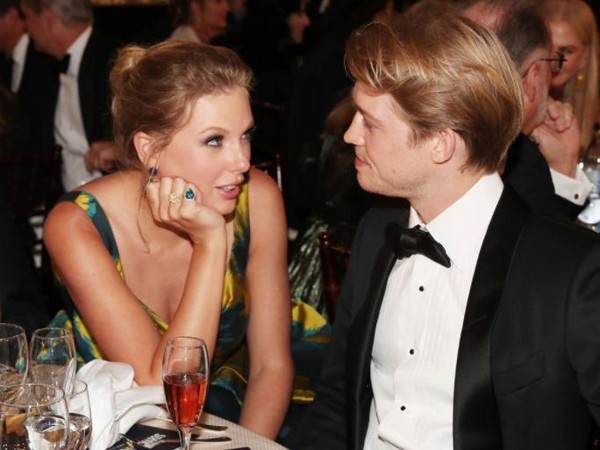 Is Taylor Swift engaged to Joe Alwyn?