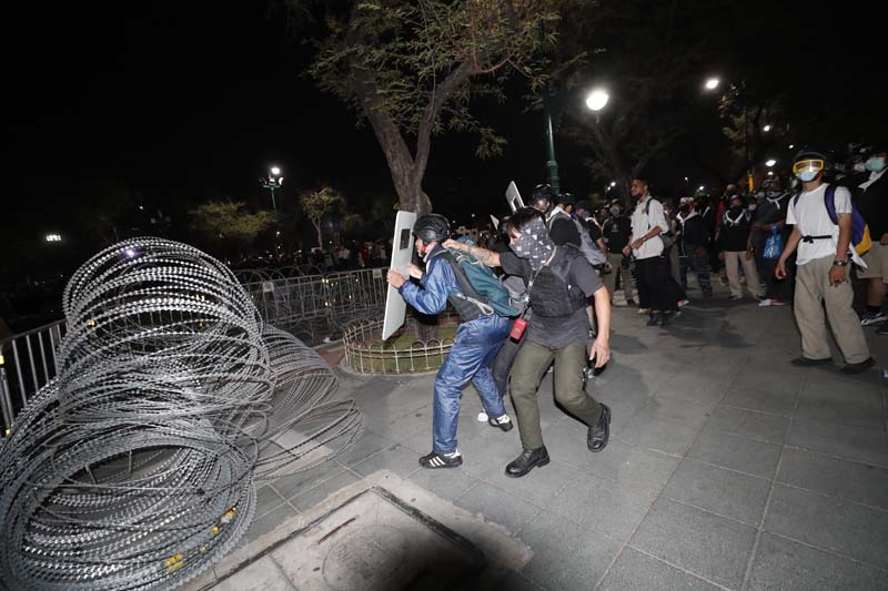 Thailand’s pro-democracy protesters clash with police