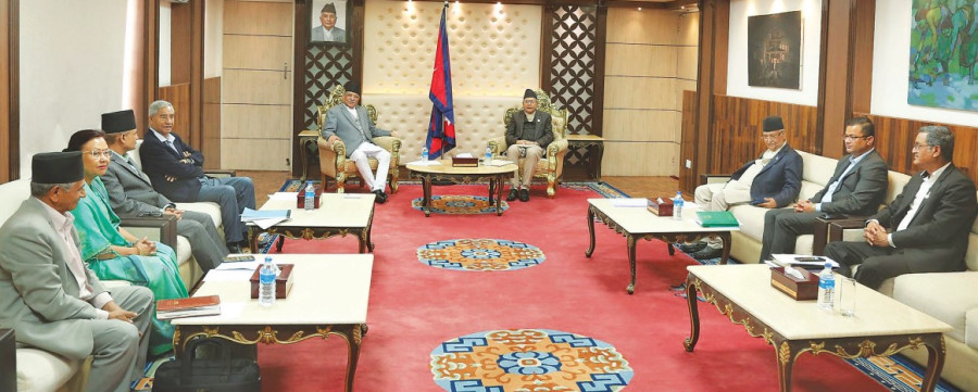 PM Dahal and Chief Whip of major parties meet