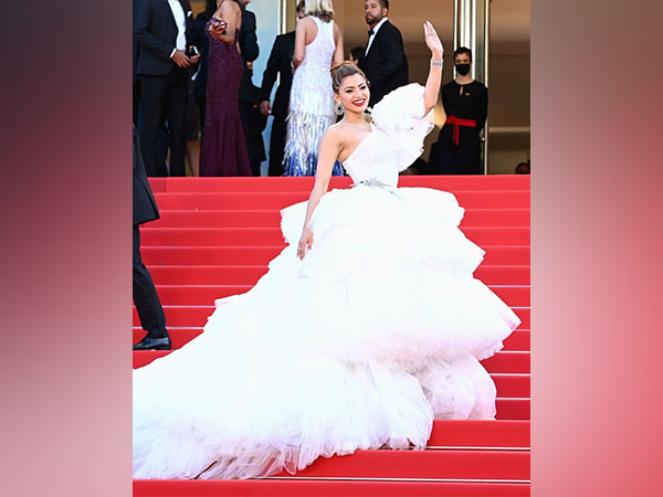 Urvashi Rautela: Makes red carpet debut at Cannes