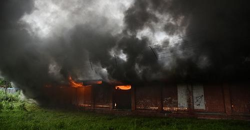 Property worth Rs 300 mn gutted in warehouse fire