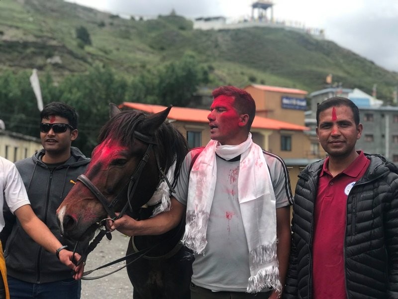 Horse racing competition held in Mustang