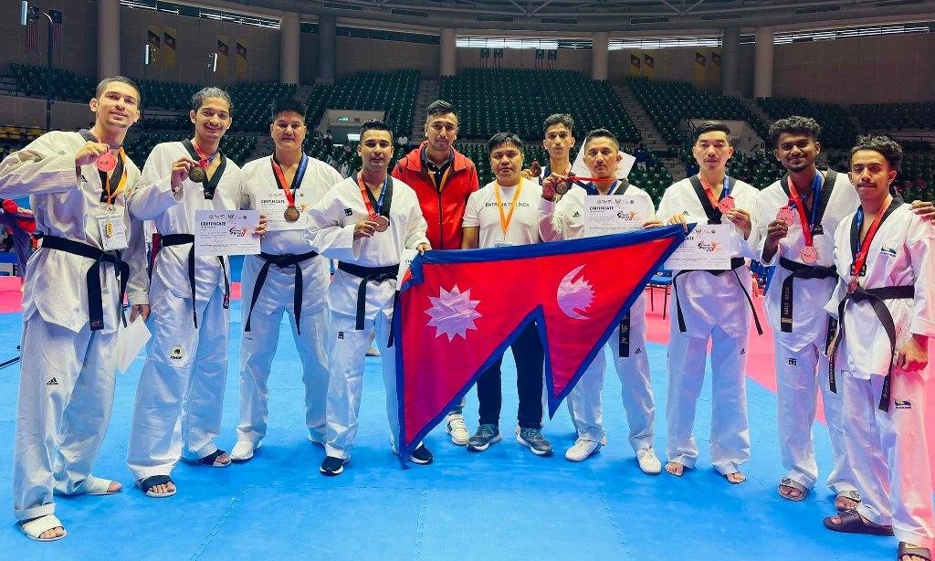 Abhishek, Ashutosh wins gold medal in International Taekwondo Championship