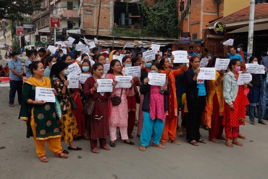 Street vendors protest infront of KMC office