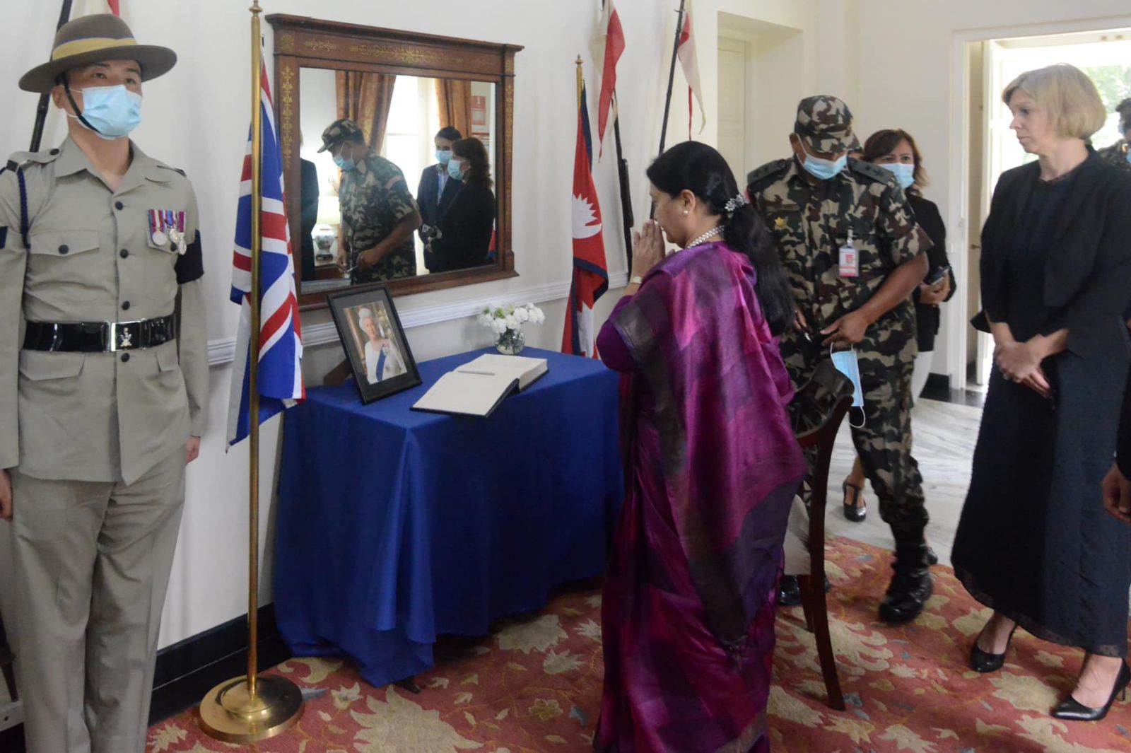 President Bhandari pays tribute to British Queen