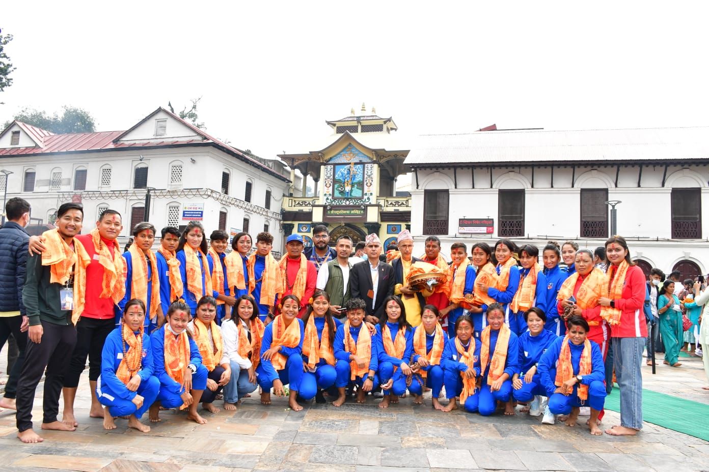 Nepali women’s football team visits Pashupati