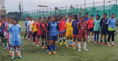 U-15 women’s team shorten to 30