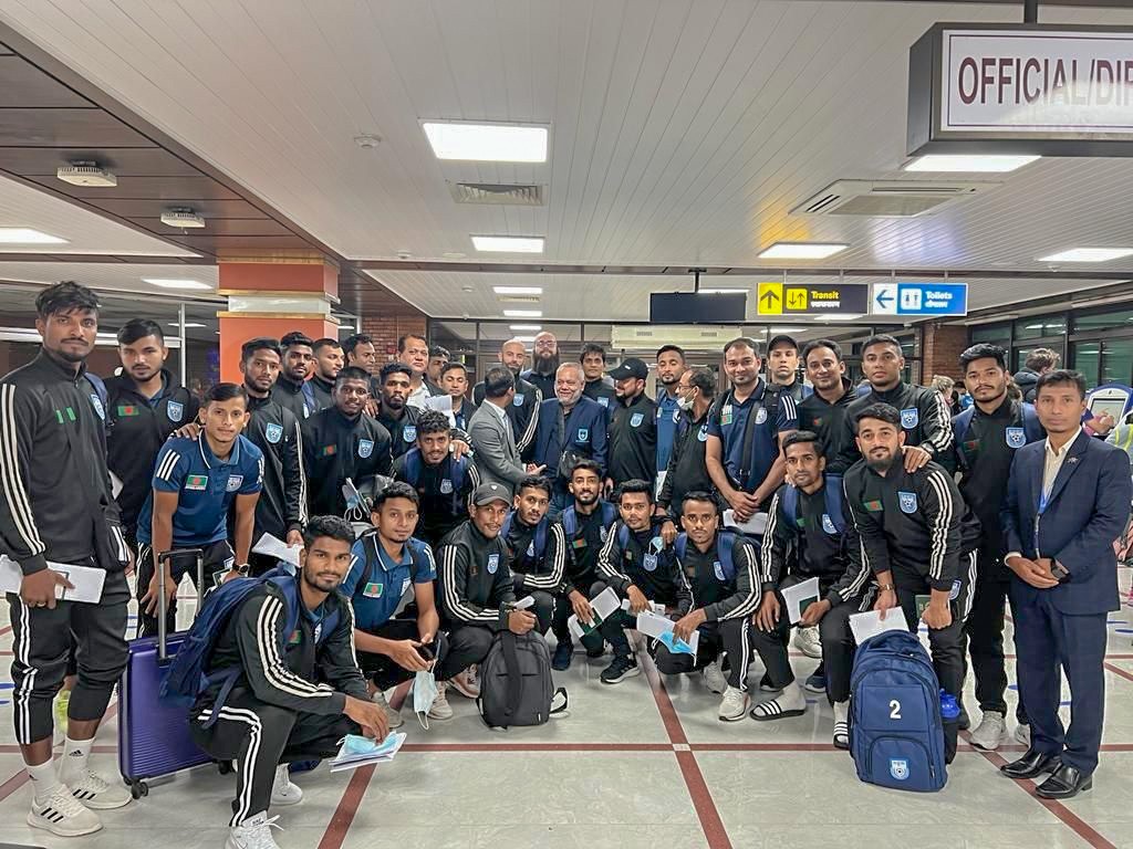 Bangladesh national team arrives in Nepal