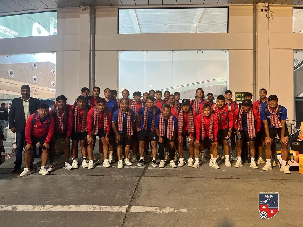 Nepali football team returns home