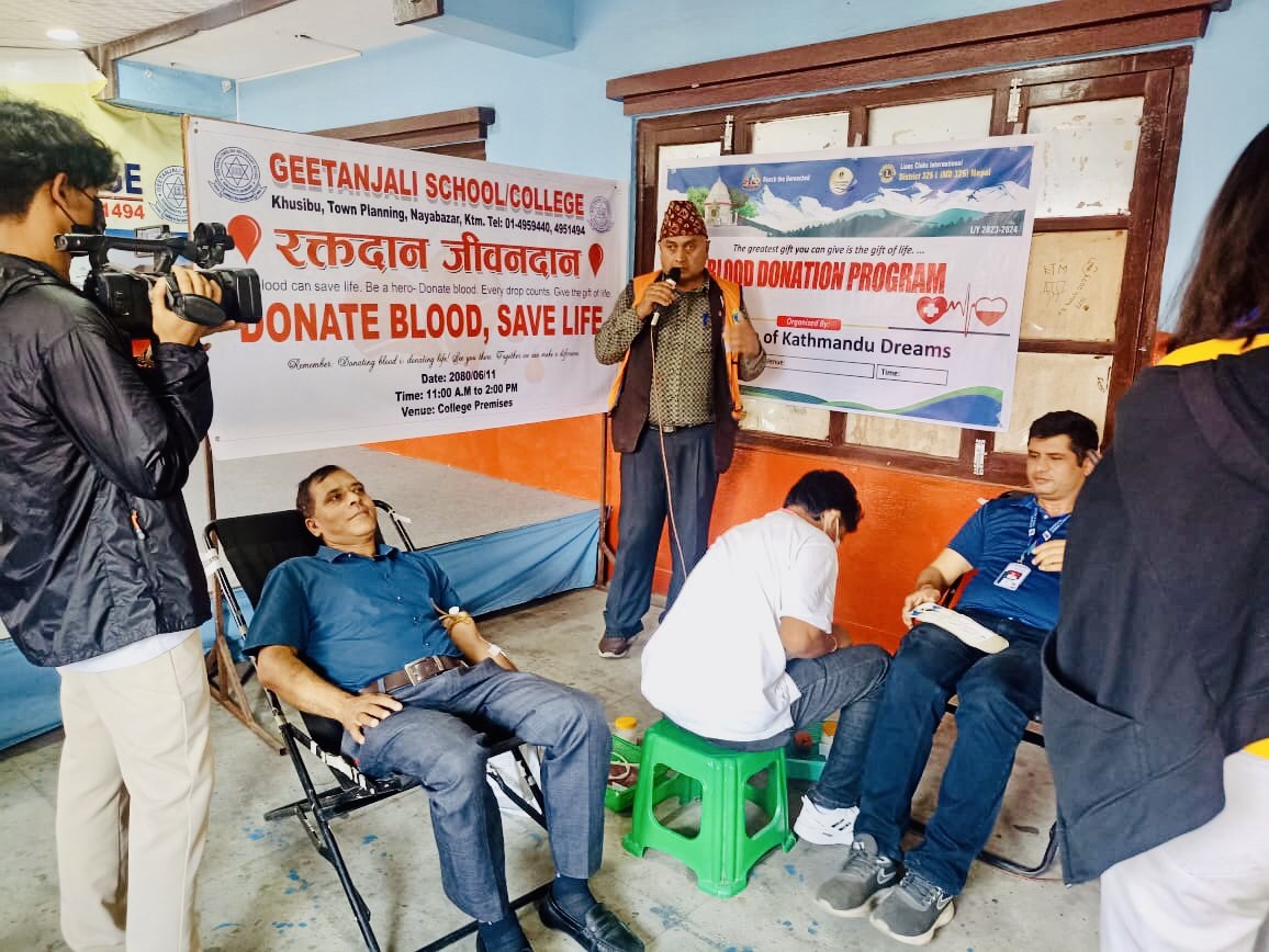 Glimpses of blood donation