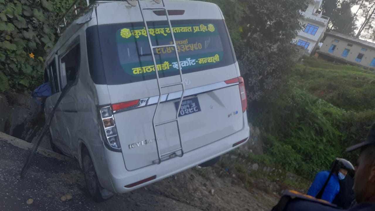 Accident at Panauti in Kavre: One dead, eight injured