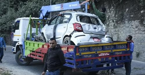 A car fell from a hill in Nagadhunga