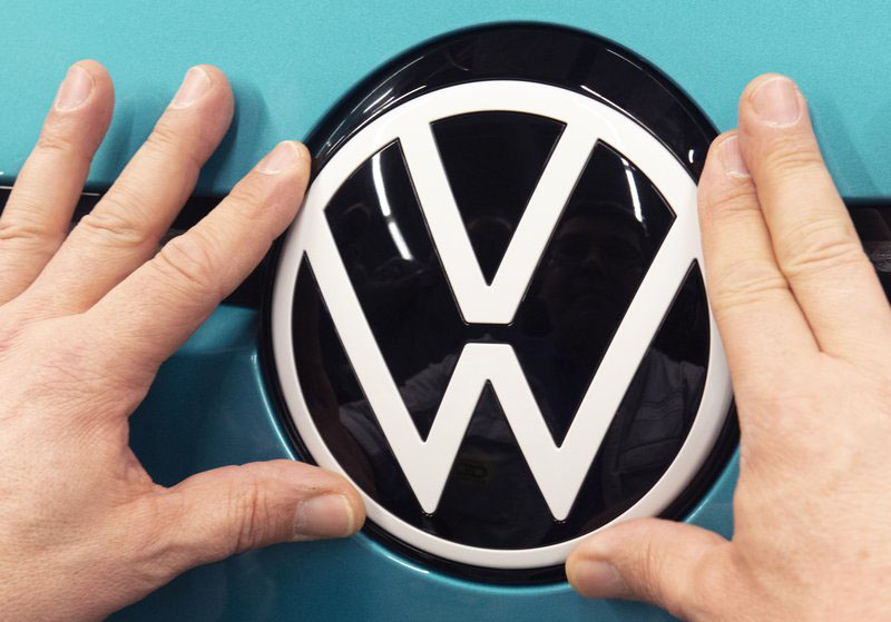 Volkswagen hoaxes media with fake statement on name change