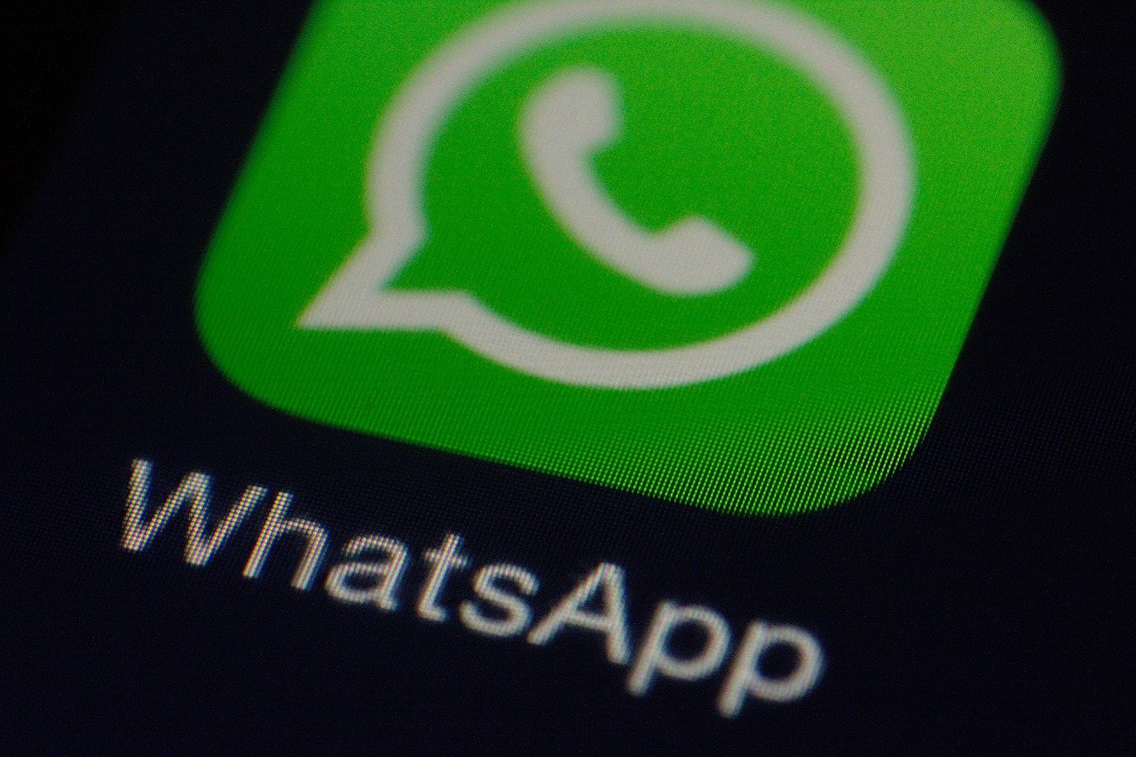 WhatsApp rolls out disappearing messages feature to iOS beta users