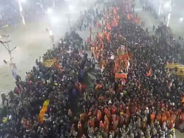 Maha Kumbh 2025: First ‘Amrit Snan’ begins