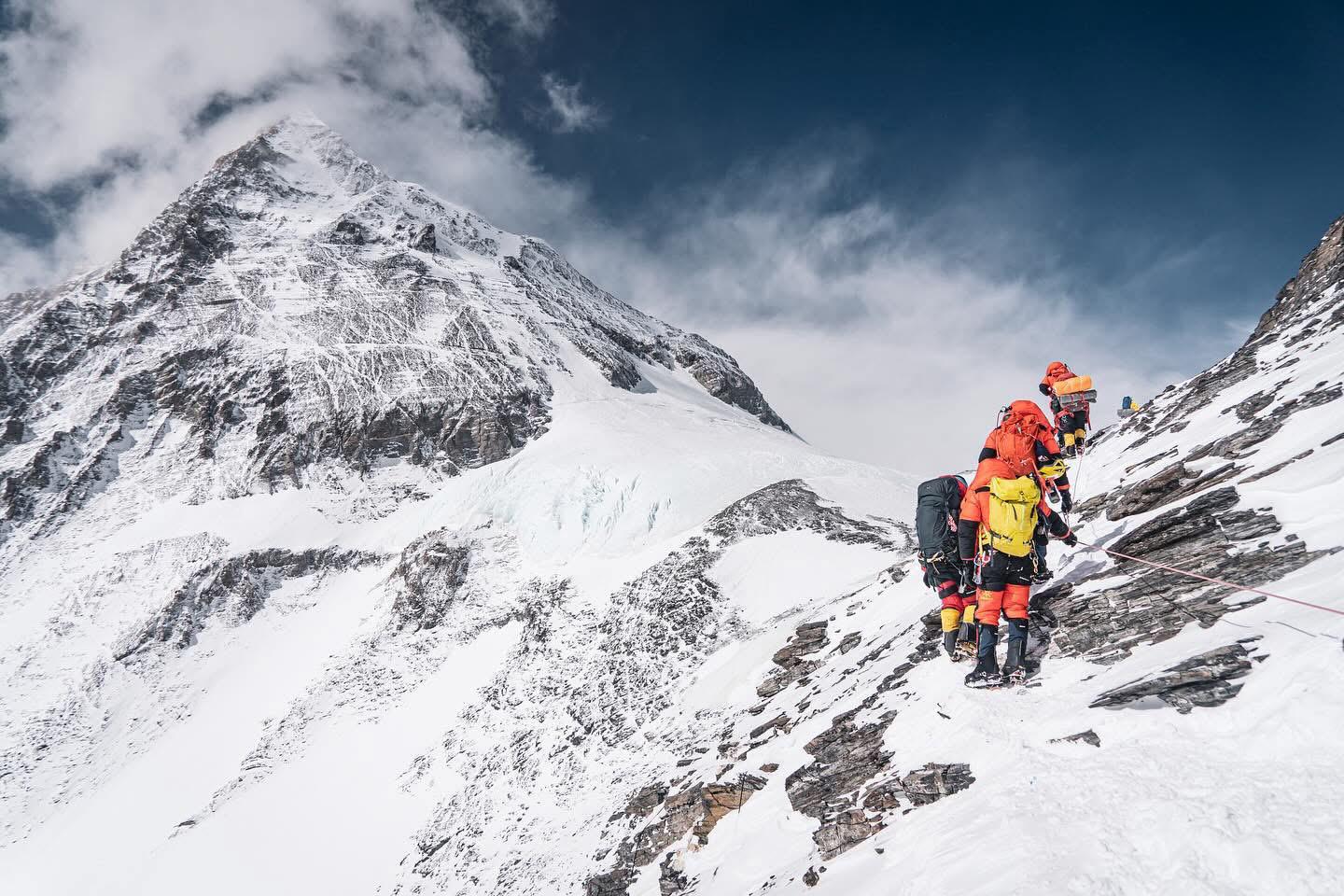 10 Amazing Facts About Mount Everest You Need to Know