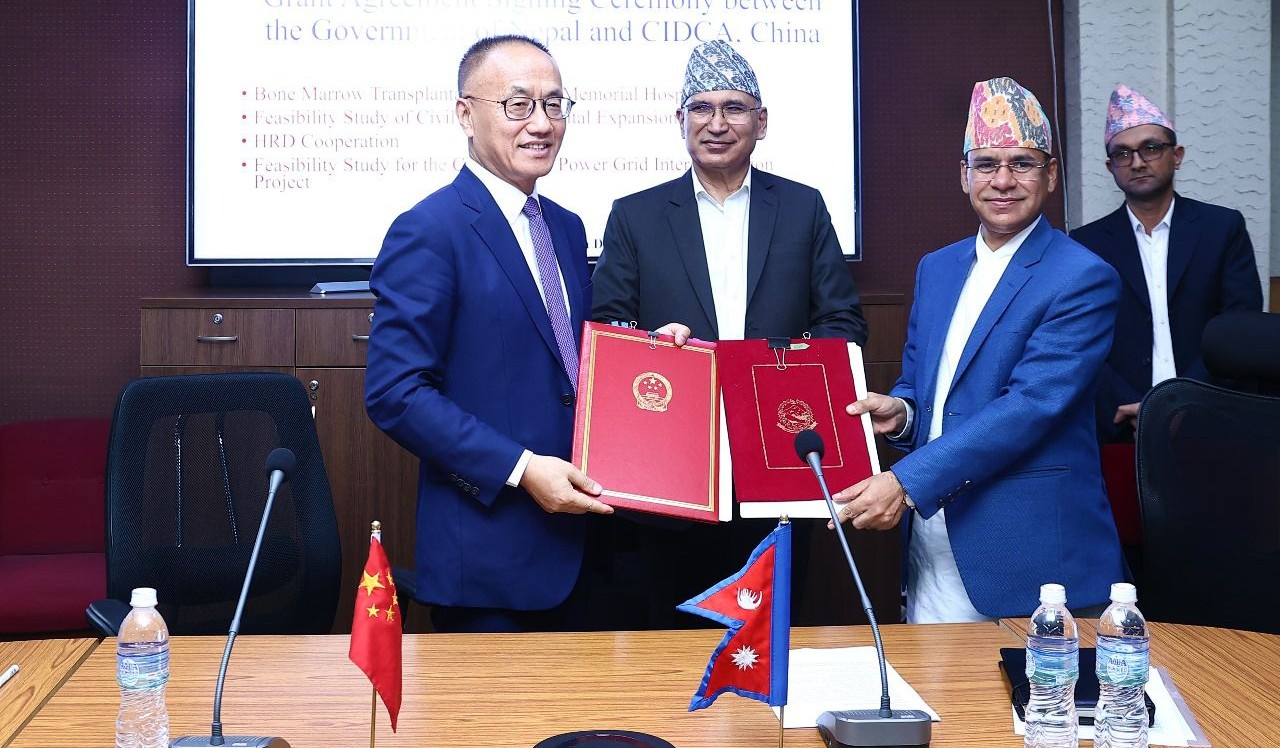 अर्थमन्त्री र चीनको सिड्का अध्यक्षबीच भेटवार्ता, चार परियोजनाको समझदारी पत्रमा हस्ताक्षर