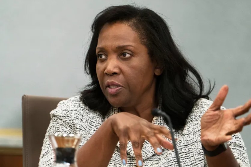 ट्रम्पद्वारा फेडरल रिजर्भ गभर्नर लिसा कुक बर्खास्त