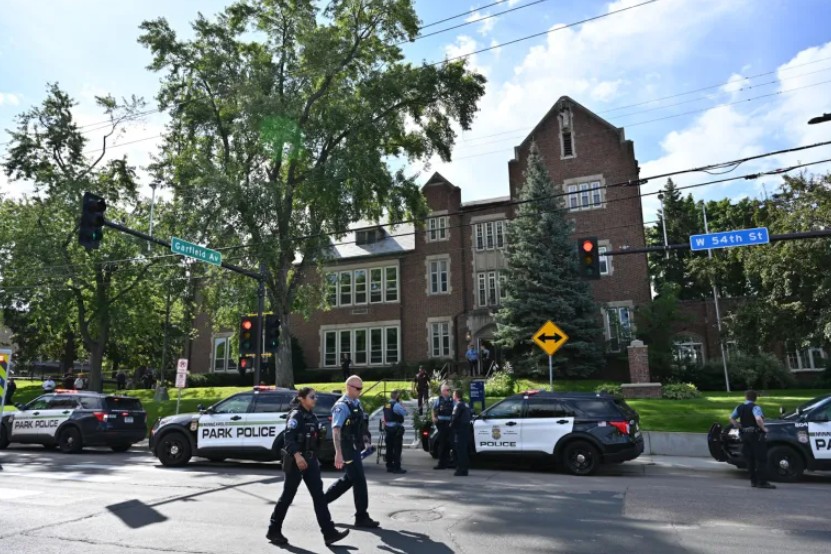 अमेरिकाको स्कुलमा गोली प्रहार, ३ जनाको मृत्यु, २० घाइते