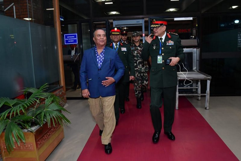 प्रधानसेनापति सिग्देल स्वदेश फर्किए