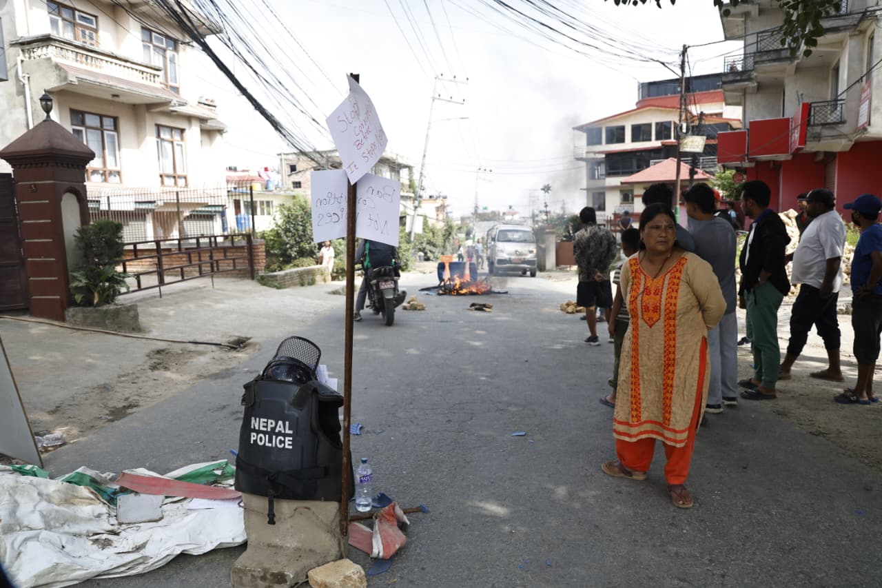 जडिबुटीदेखि अरनिको राजमार्ग २०० मिटर वरपर कर्फ्यू