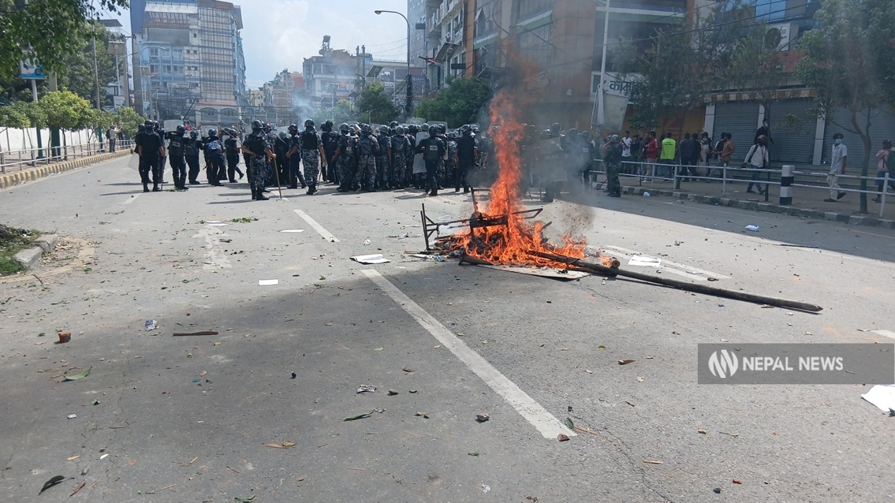 जेन जीले सल्काएको झिल्को