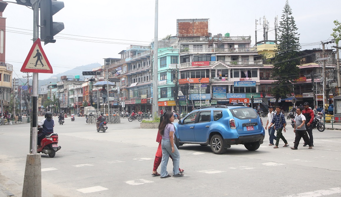 सामान्य बन्दै पोखराको जनजीवन