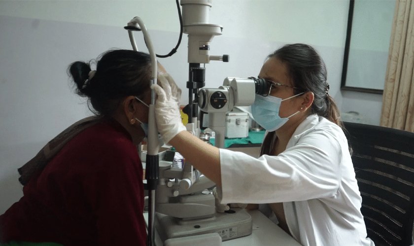 निःशुल्क आँखा शिविरबाट पाँच सय ६५ जना लाभान्वित