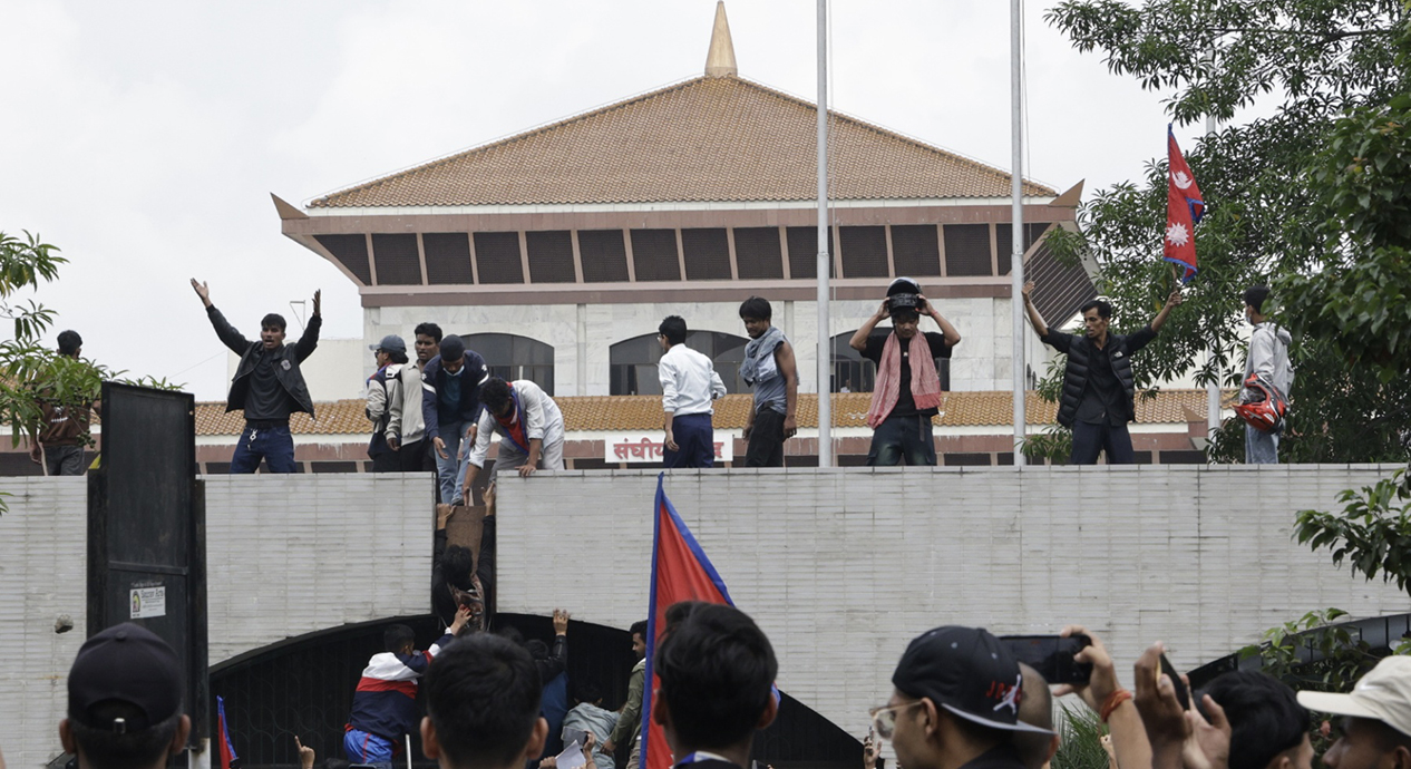 सिंहदरबारदेखि शितलनिवाससम्म कर्फ्यू