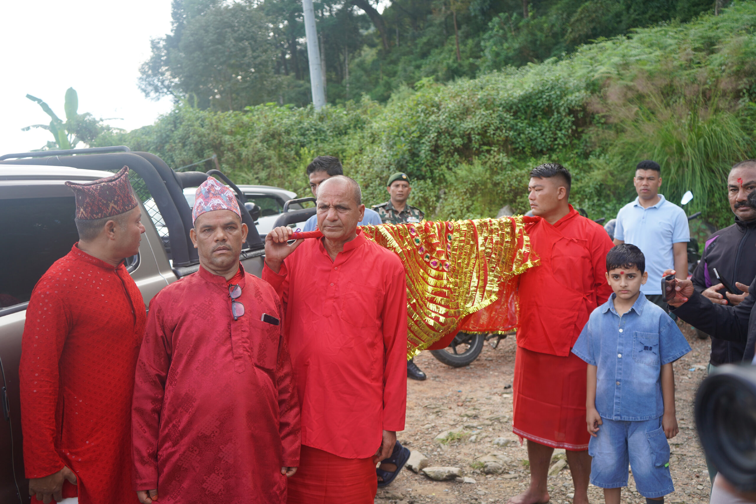 गोरखा दरबारबाट हनुमान ढोका दरबारका लागि फूलपाती पठाइयो