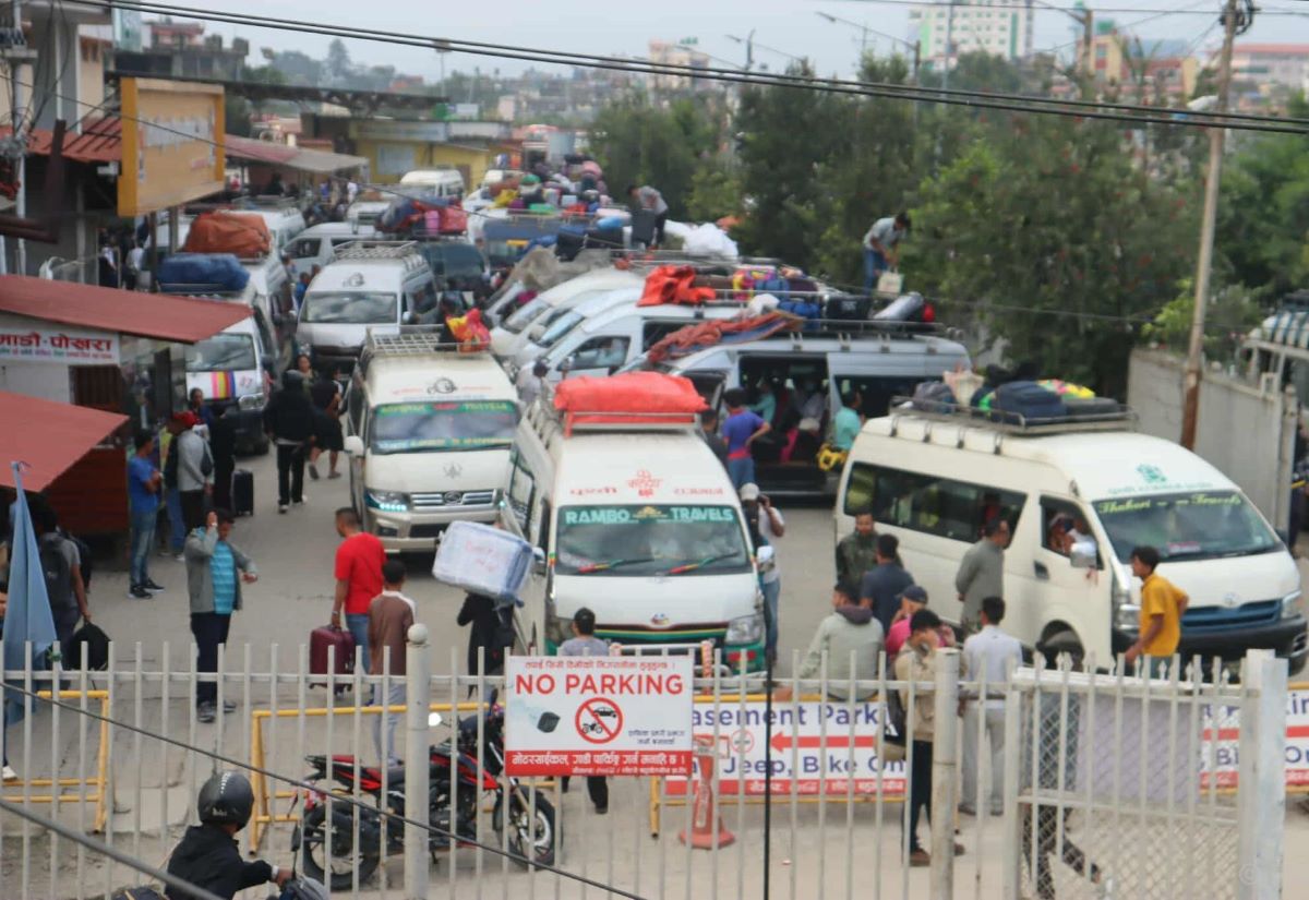 चाडपर्व मनाउन राजधानीबाट पाँच दिनमा एक लाख ८९ हजार यात्रु बाहिरिए