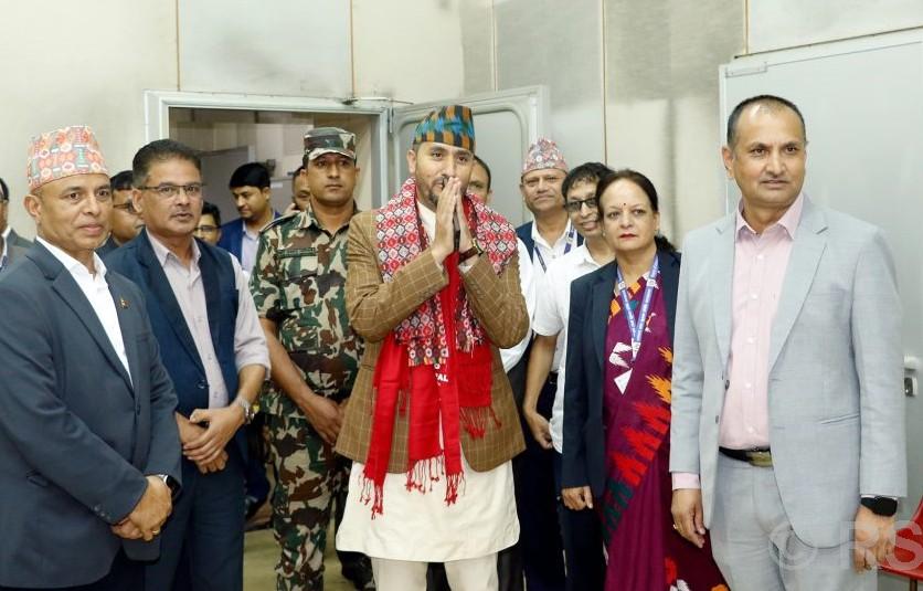 रेडियो नेपालको विरासत कायम राख्दै प्रतिस्पर्धामा खरो उत्रन सञ्चारमन्त्री खरेलको निर्देशन