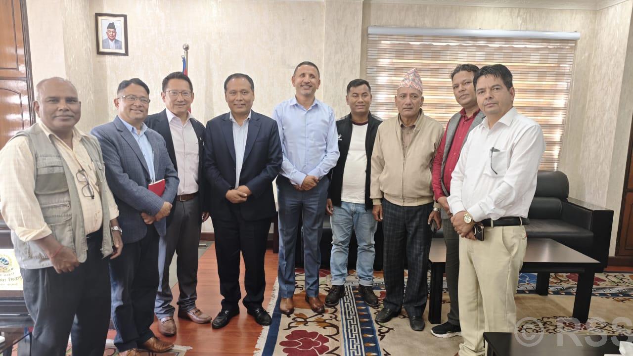 नवीकरणीय ऊर्जालाई मूल प्रवाहीकरण गरिनेछ : मन्त्री घिसिङ