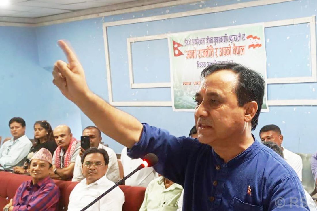 अब बदलिनेले नेतृत्व र नबदलिनेले बिदा लिन्छन् : महामन्त्री शर्मा