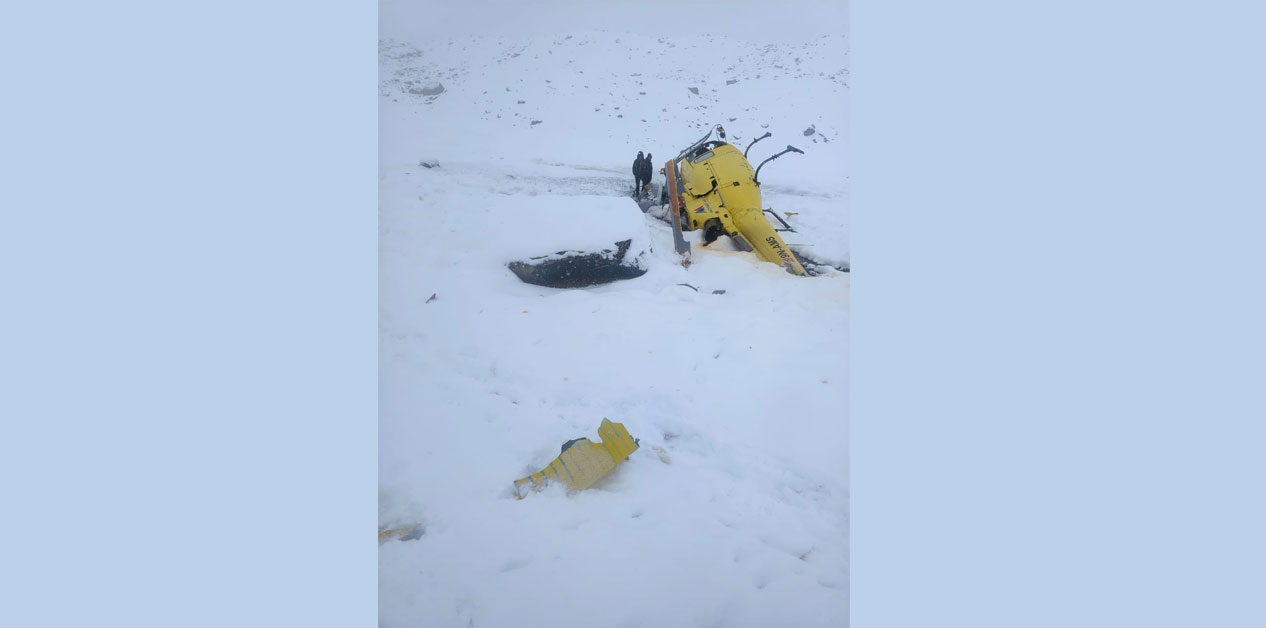 लोबुचे हेलिकोप्टर दुर्घटनामा पाइलट सकुशल, पुच्छरमा क्षति