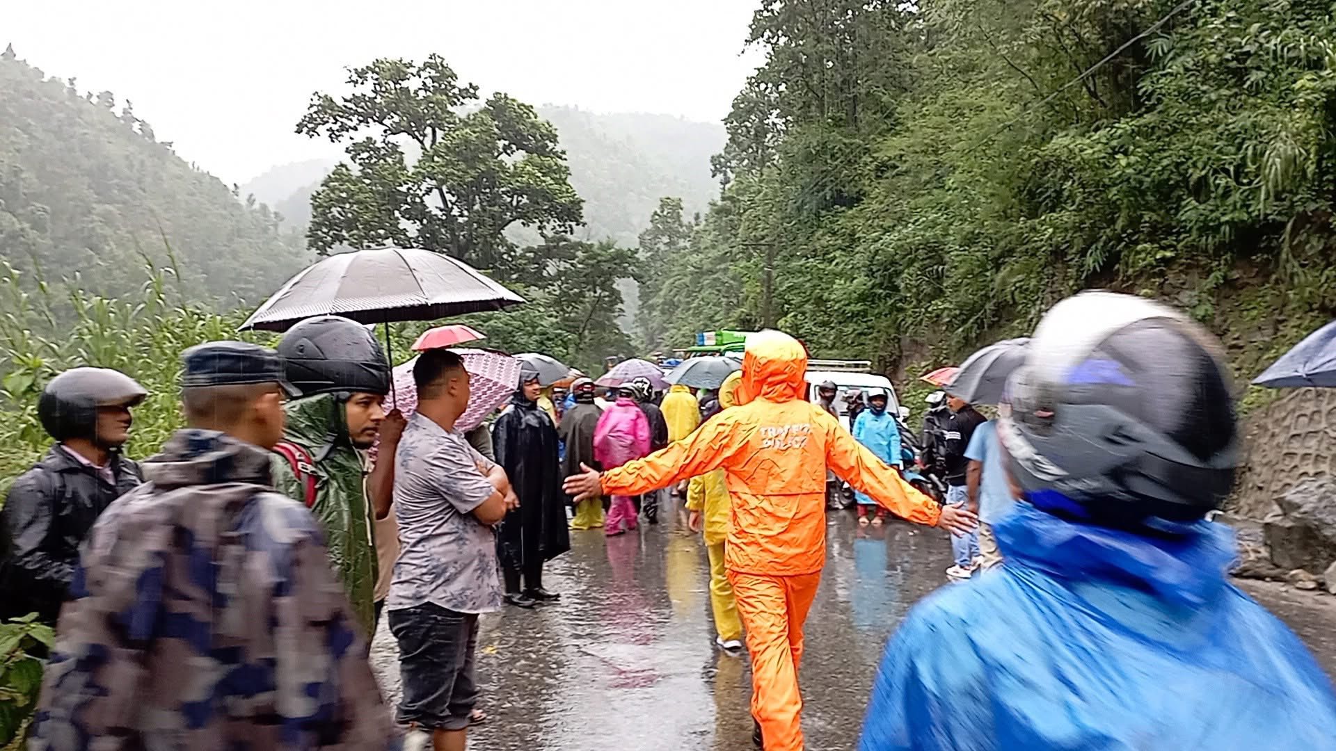 नारायणगढ–मुग्लिन र पृथ्वी राजमार्ग राति ९ बजेदेखि बन्द