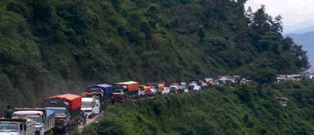 नागढुङ्गाबाट ५ बजेभित्र मात्र गाडीलाई जान दिइने