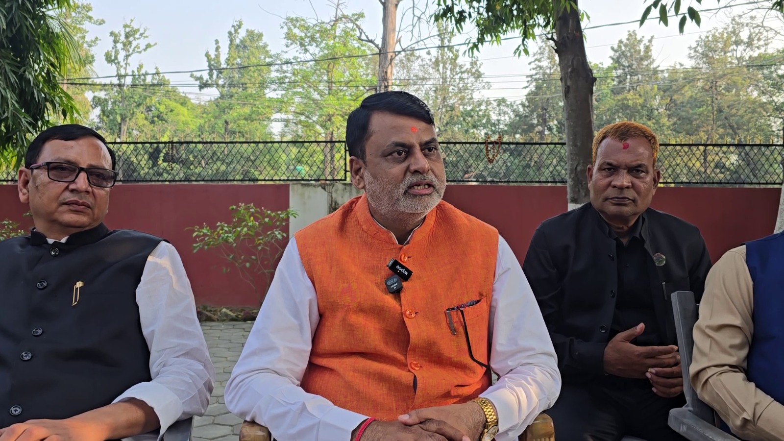 आन्तरिक राजनीतिमा भारतीय दूतावासको नाम मुछिएपछि तरंगित मधेस