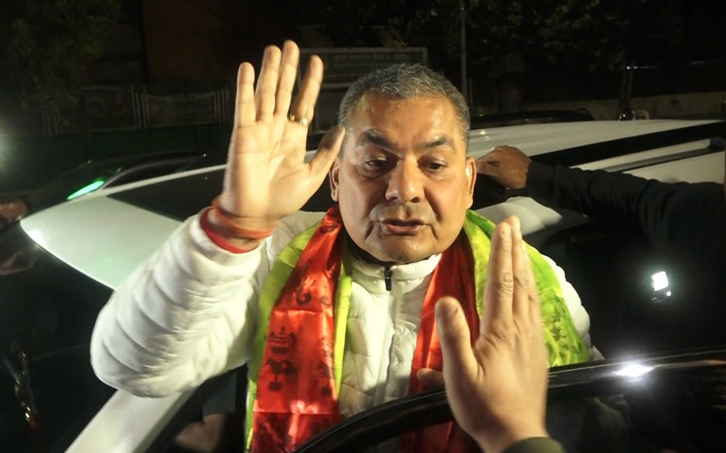 छुटे दुर्गा प्रसाईं [भिडियोसहित]