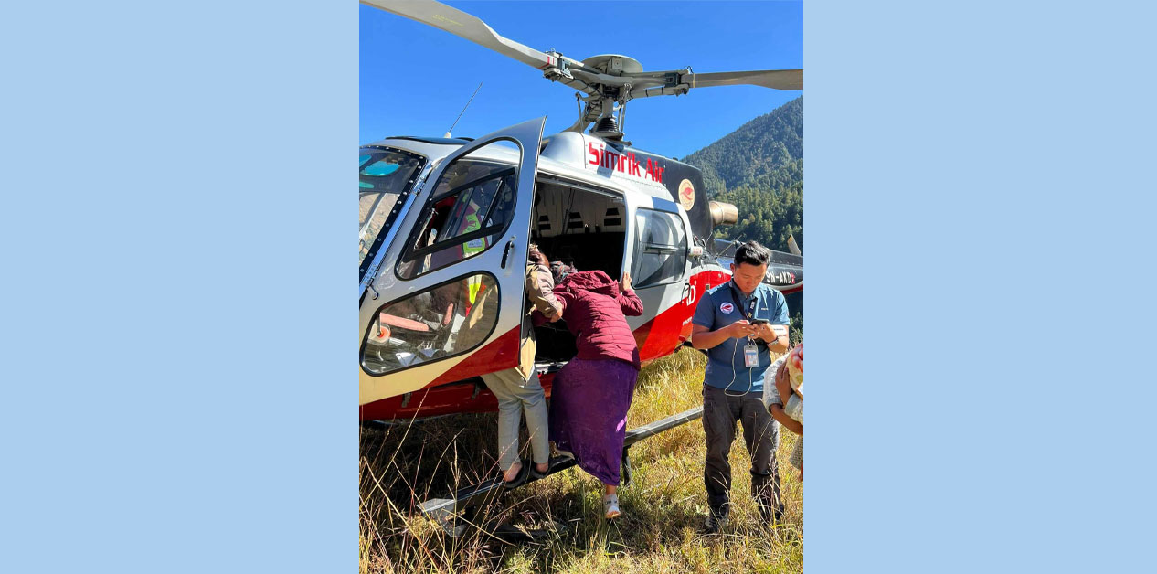 सुत्केरी र शिशुको हेलिकोप्टरबाट उद्धार